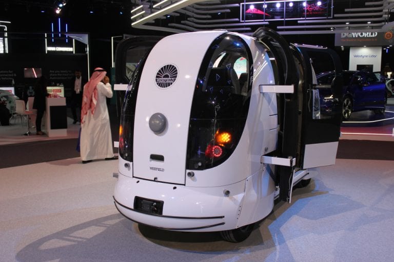 Dubai-Operating-Driverless-Taxis